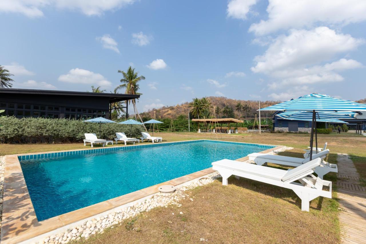 Hotel The Barn Hua Hin Khao Tao Esterno foto