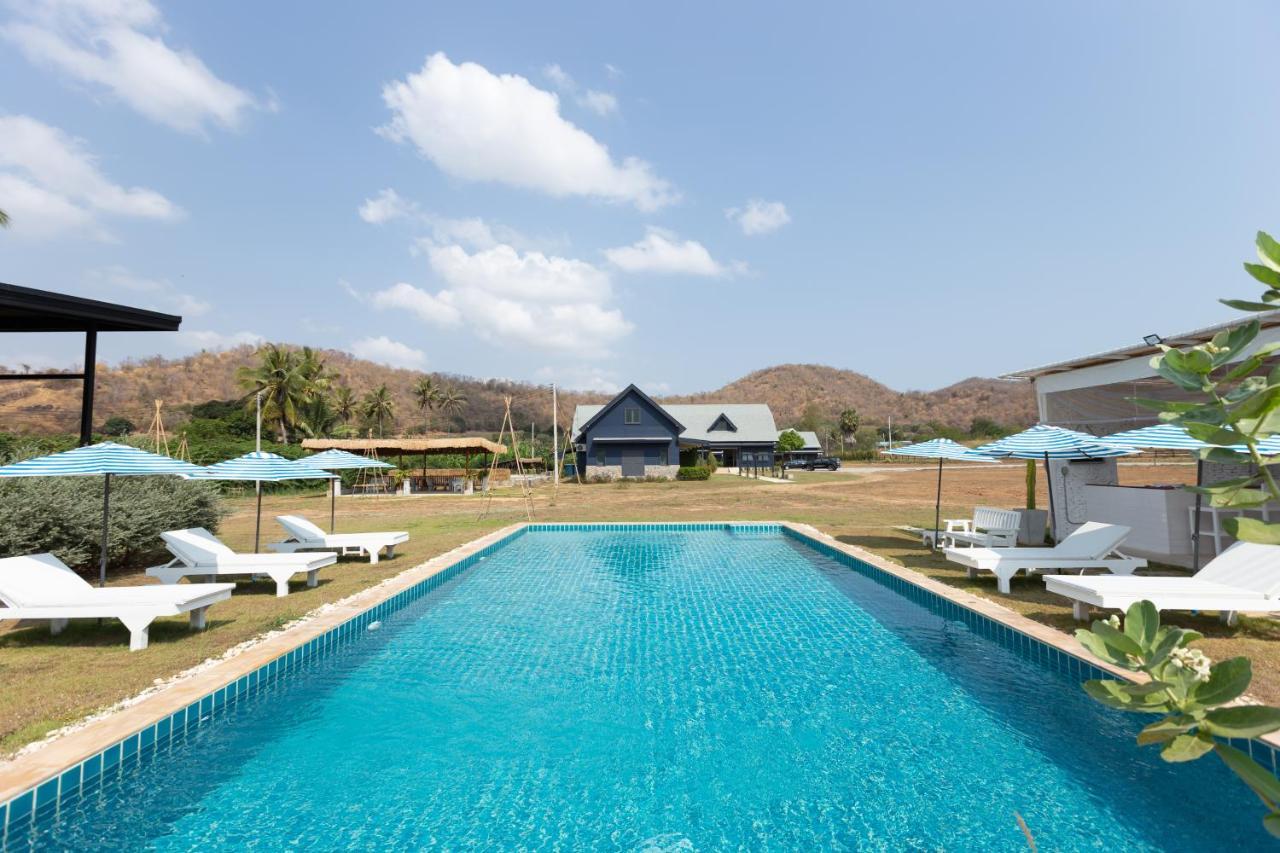 Hotel The Barn Hua Hin Khao Tao Esterno foto