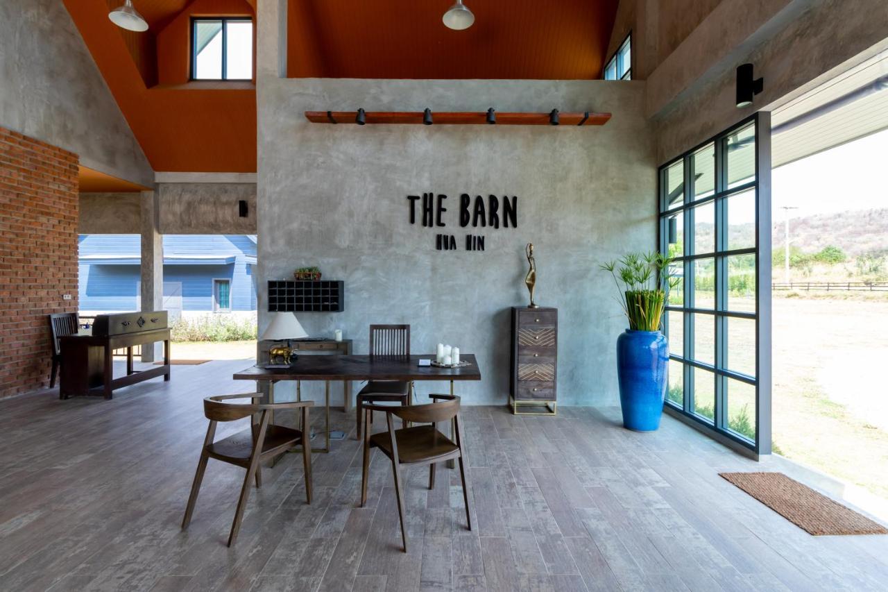 Hotel The Barn Hua Hin Khao Tao Esterno foto