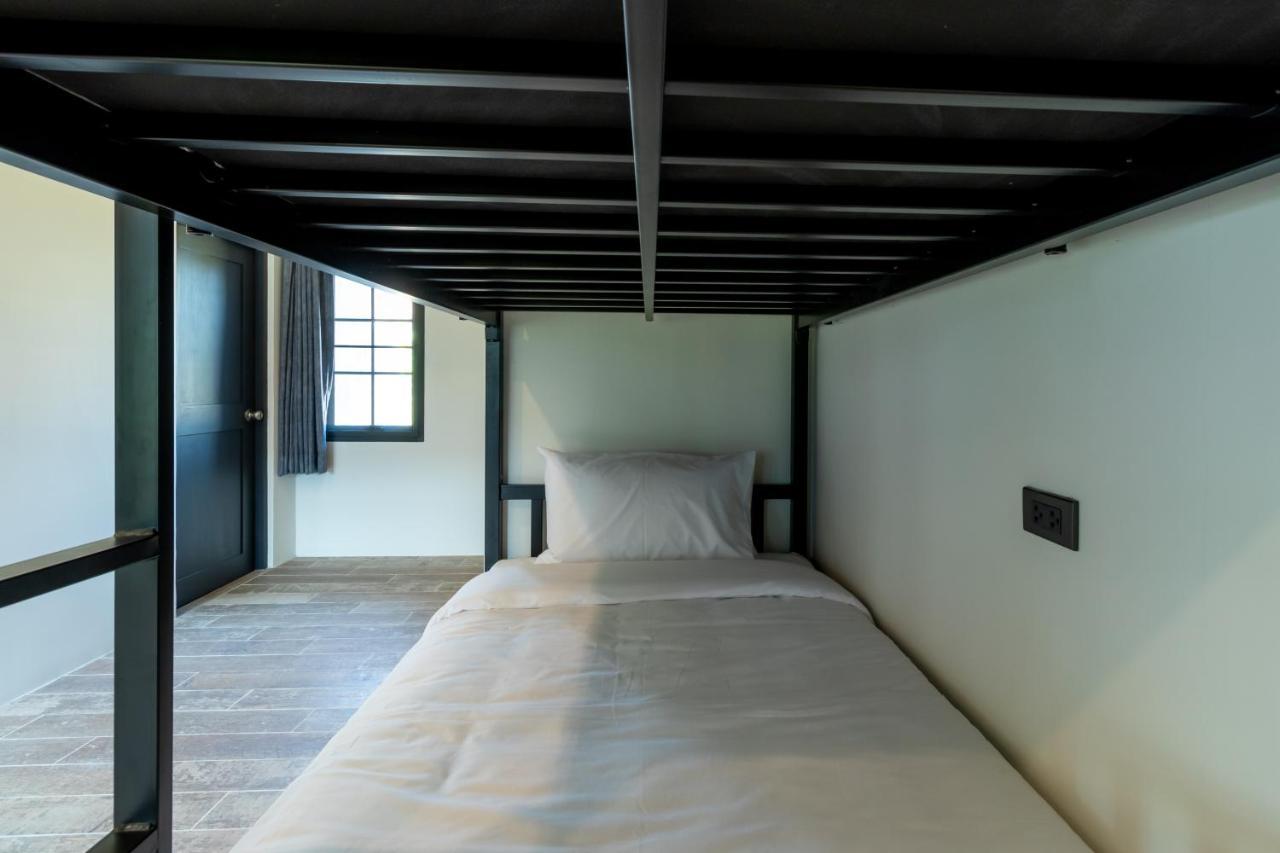 Hotel The Barn Hua Hin Khao Tao Esterno foto